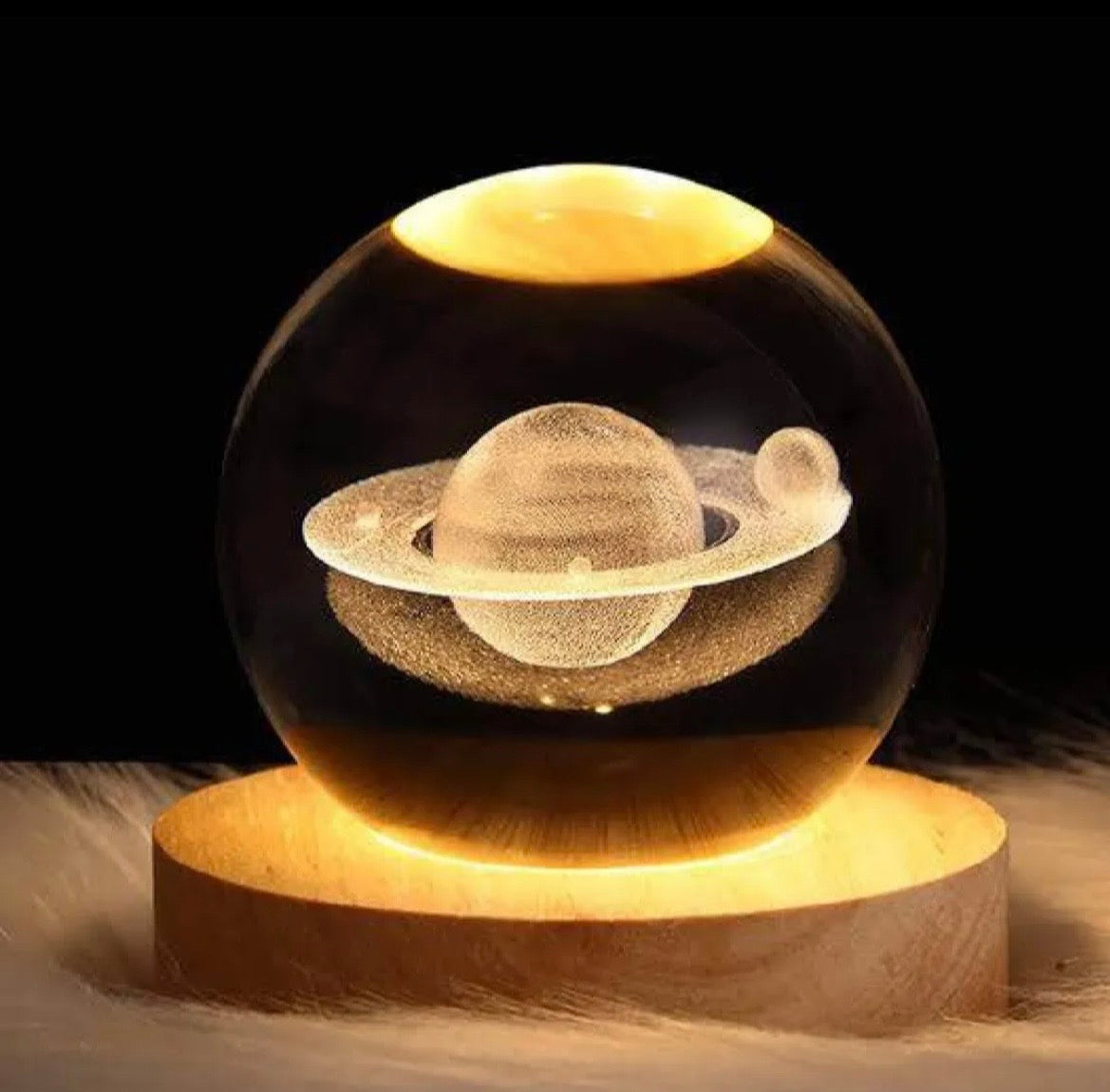 Saturn Crystal Lamp